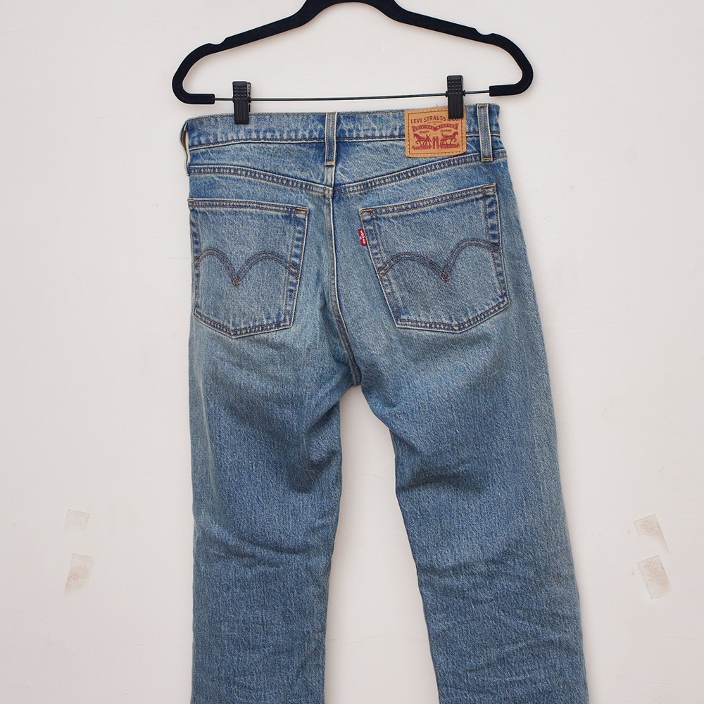 Levi's Women's Wedgie Denim Straight Leg Jeans